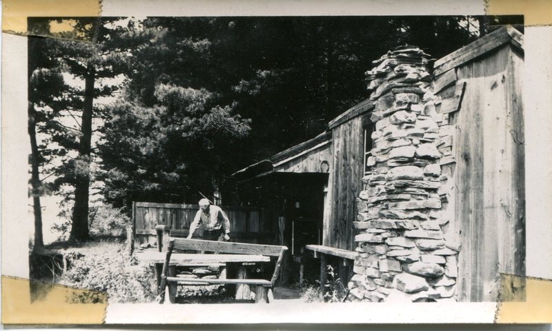 Hubbard working outside.jpg Hubbard working outside.jpg