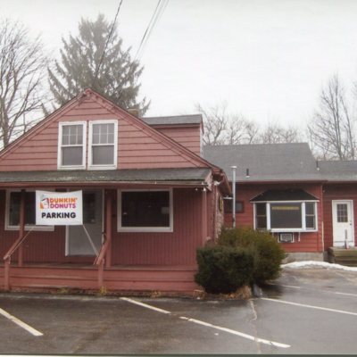 Pepper's, east of 556 Boston Post Road, March 10, 2009, building torn down November, 2009.jpg